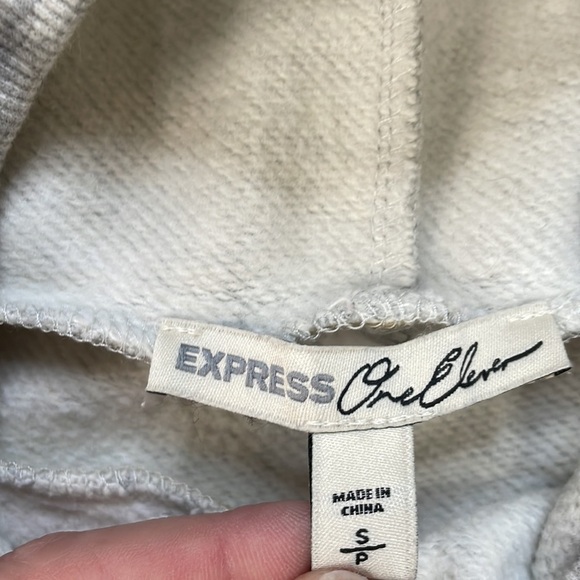 Express One Eleven Gray Oversized Sweatshirt‎ - Picture 4 of 5